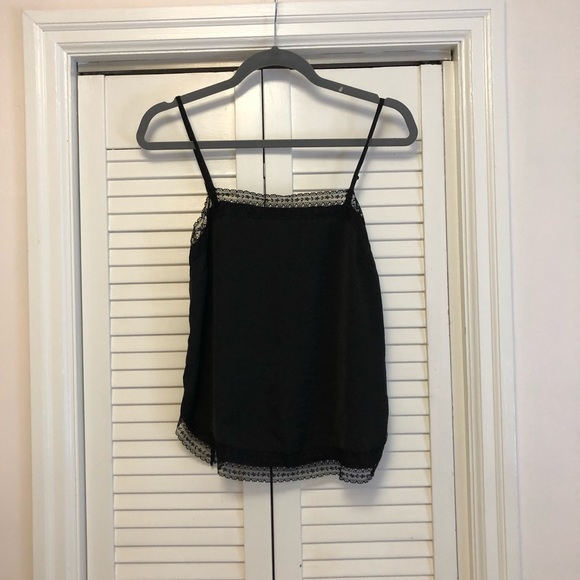 Black tank top - Picture 2 of 4